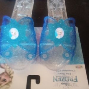 Disney frozen New shoes size 7